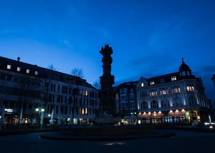 شقة Schoene, Geraeumige Souterrain Mit Japangarten, Kostenlos Parkplatz كوبلنس